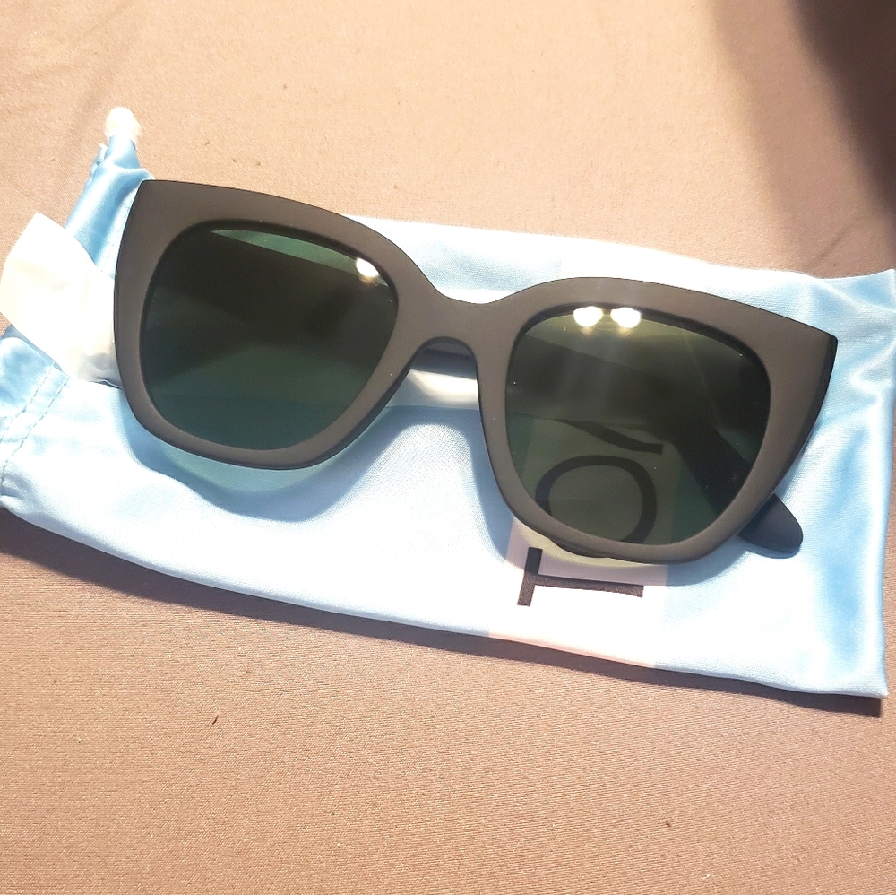 Toms Black Sunglasses